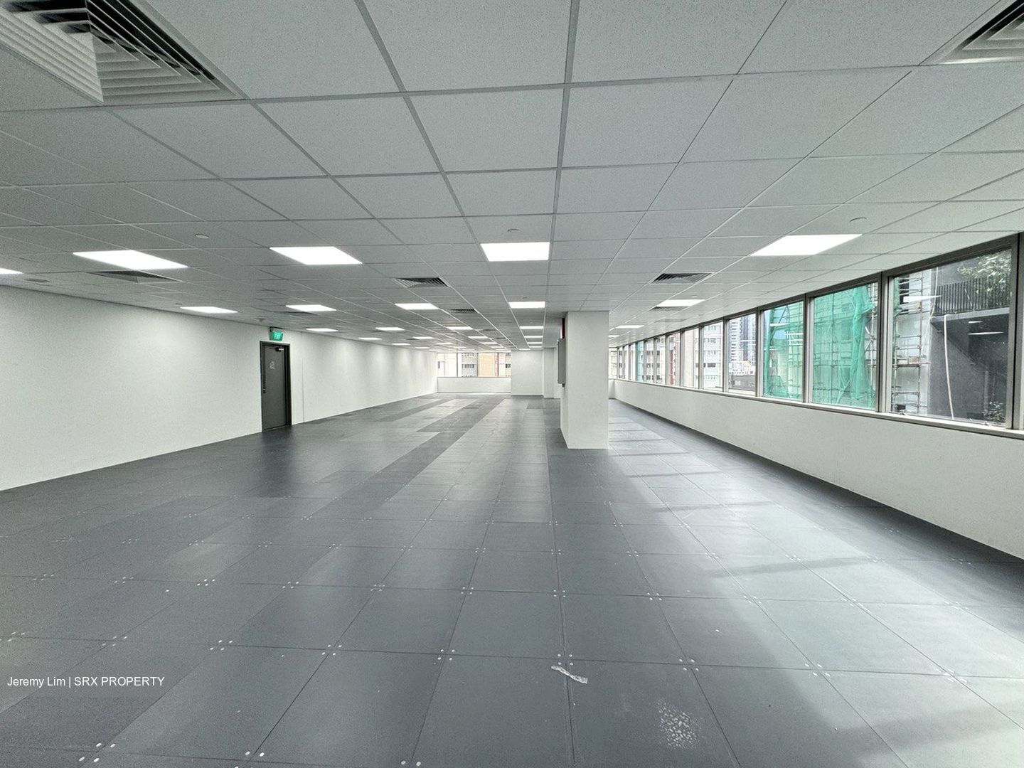 Odeon Towers (D7), Office #437340231